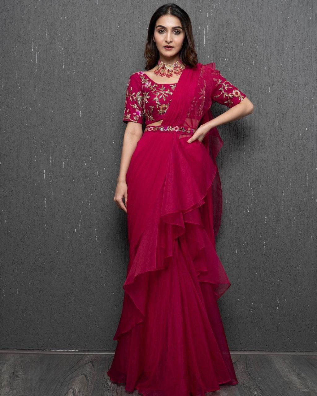 DESIGNER PARTY WEAR LAHENGA SAREE