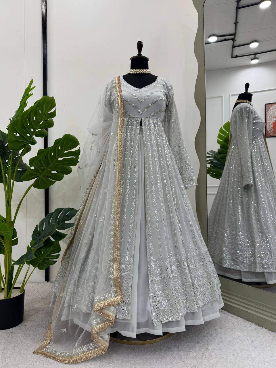 Stunning Top Lehenga with Dupatta – Elegant Party Wear