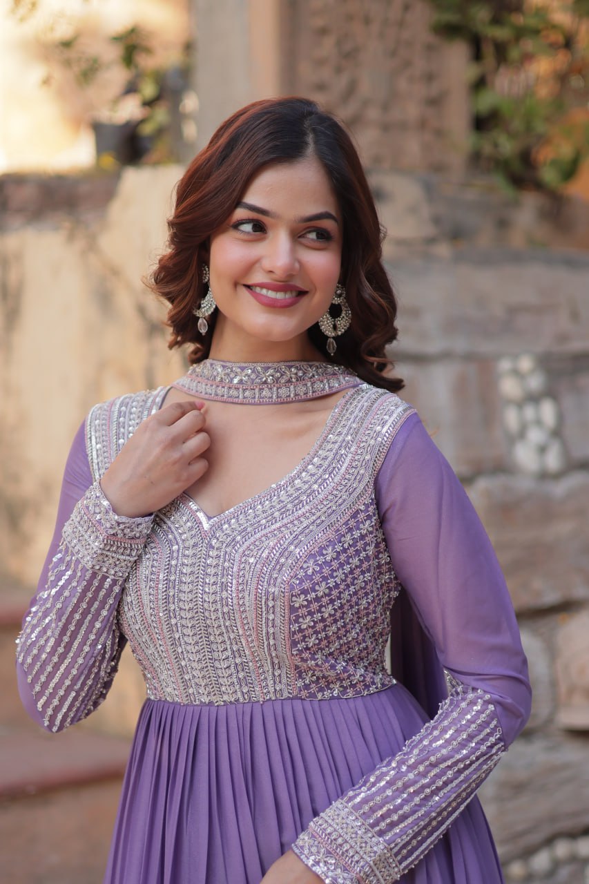 Perfect Partywear Gown with Dupatta – Full Sleeves