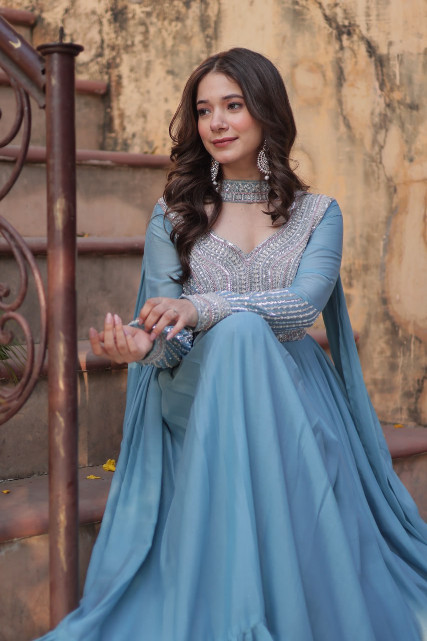 Perfect Partywear Gown with Dupatta – Full Sleeves