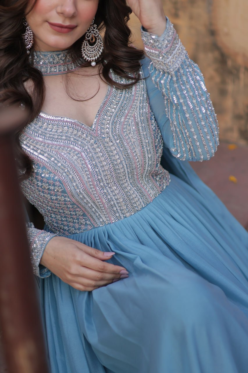 Perfect Partywear Gown with Dupatta – Full Sleeves