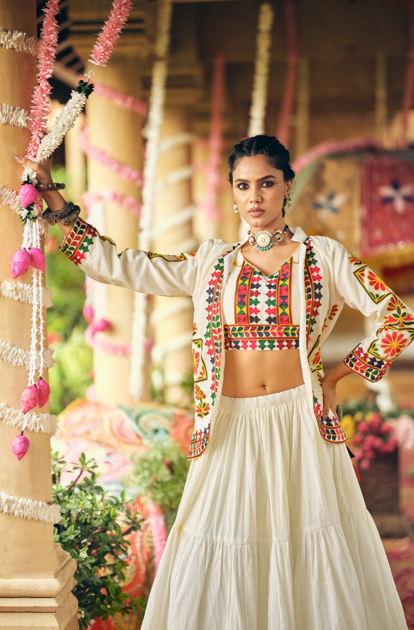 Twirl in Tradition β Navratri Special
