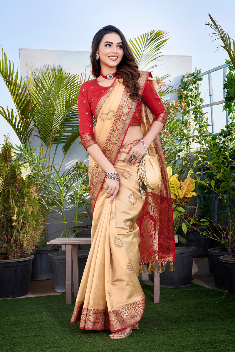 Exquisite Khicha Silk Saree with Pure Zari Weaving