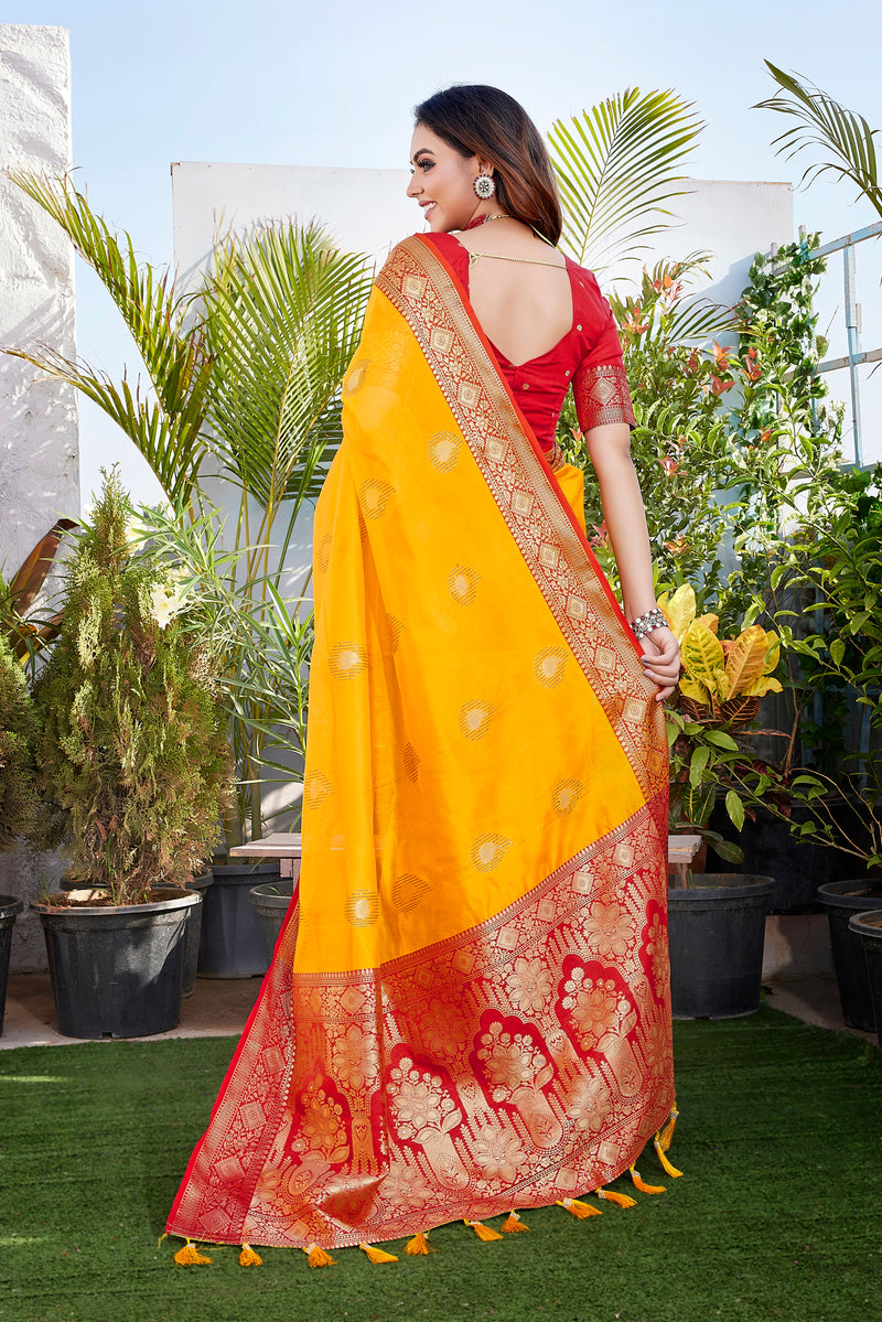 Exquisite Khicha Silk Saree with Pure Zari Weaving