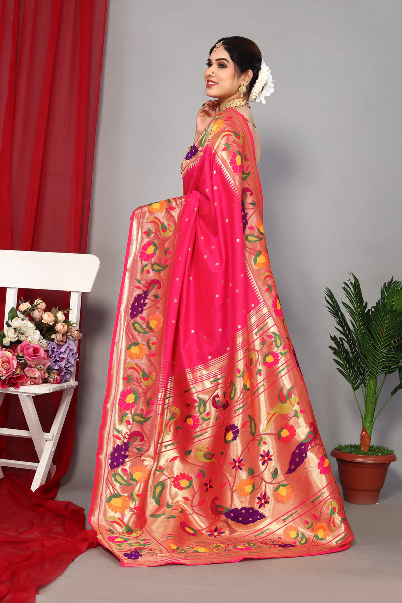 Unveil Luxury with Paithani Silk Sarees – Heavy Pallu & Zari Weaving