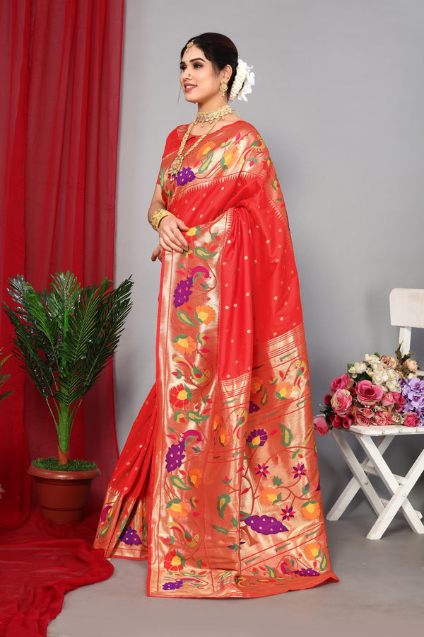 Unveil Luxury with Paithani Silk Sarees – Heavy Pallu & Zari Weaving