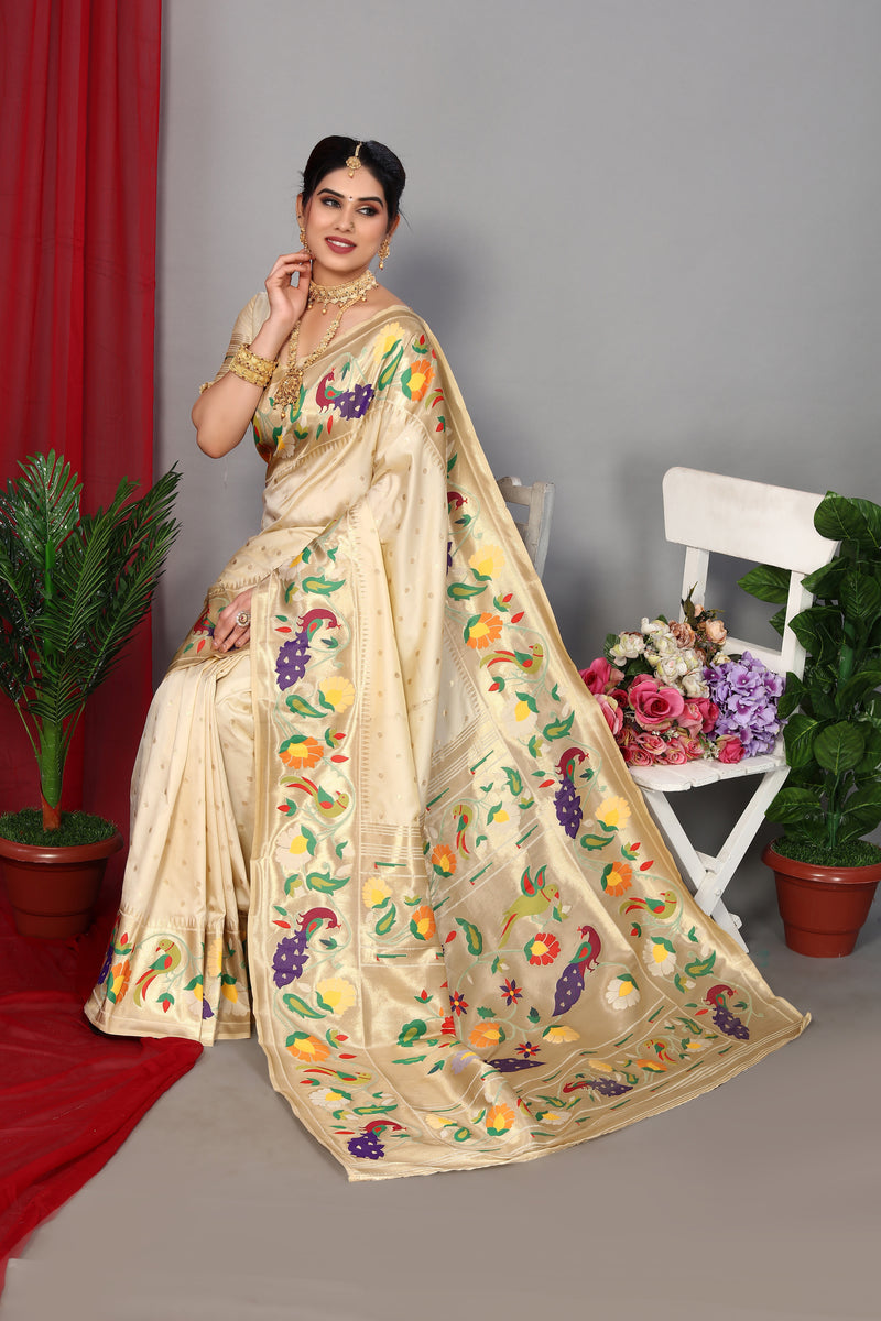 Unveil Luxury with Paithani Silk Sarees – Heavy Pallu & Zari Weaving