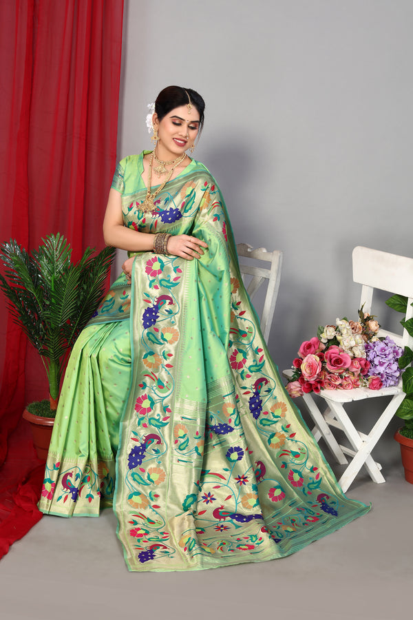 Unveil Luxury with Paithani Silk Sarees – Heavy Pallu & Zari Weaving