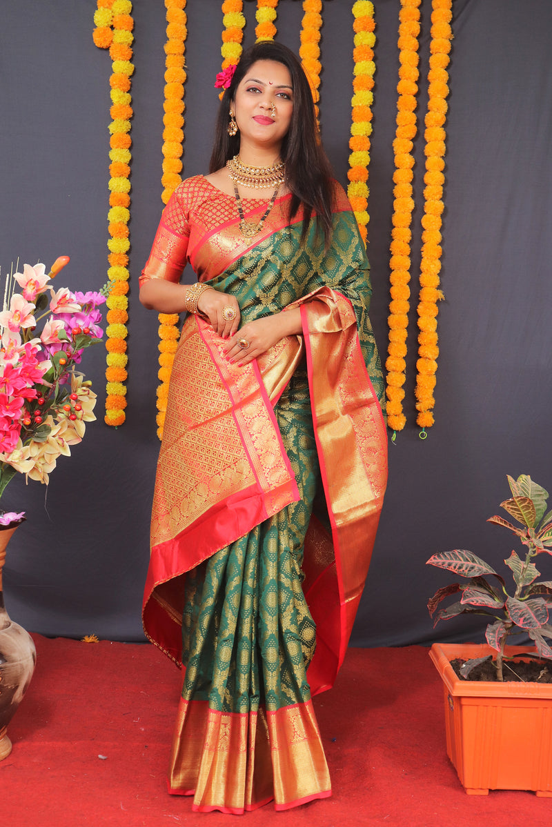 Floral Pattern Saree with Contrast Border