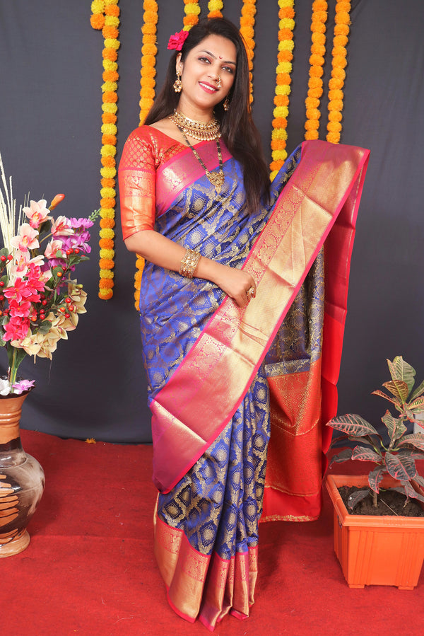 Floral Pattern Saree with Contrast Border