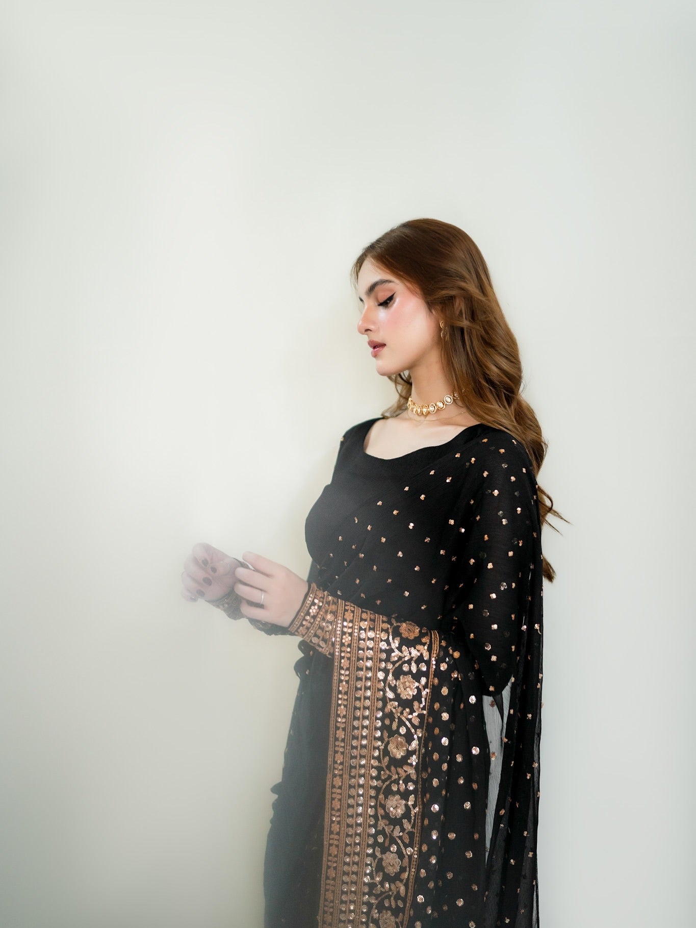 Beautiful sequins embroidery adds sparkle and glamour to your ethnic look