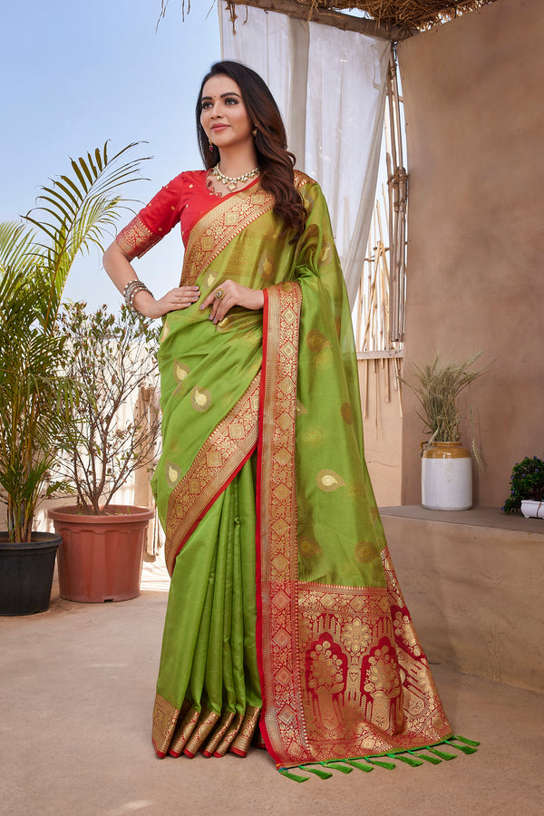 Exquisite Khicha Silk Saree with Pure Zari Weaving