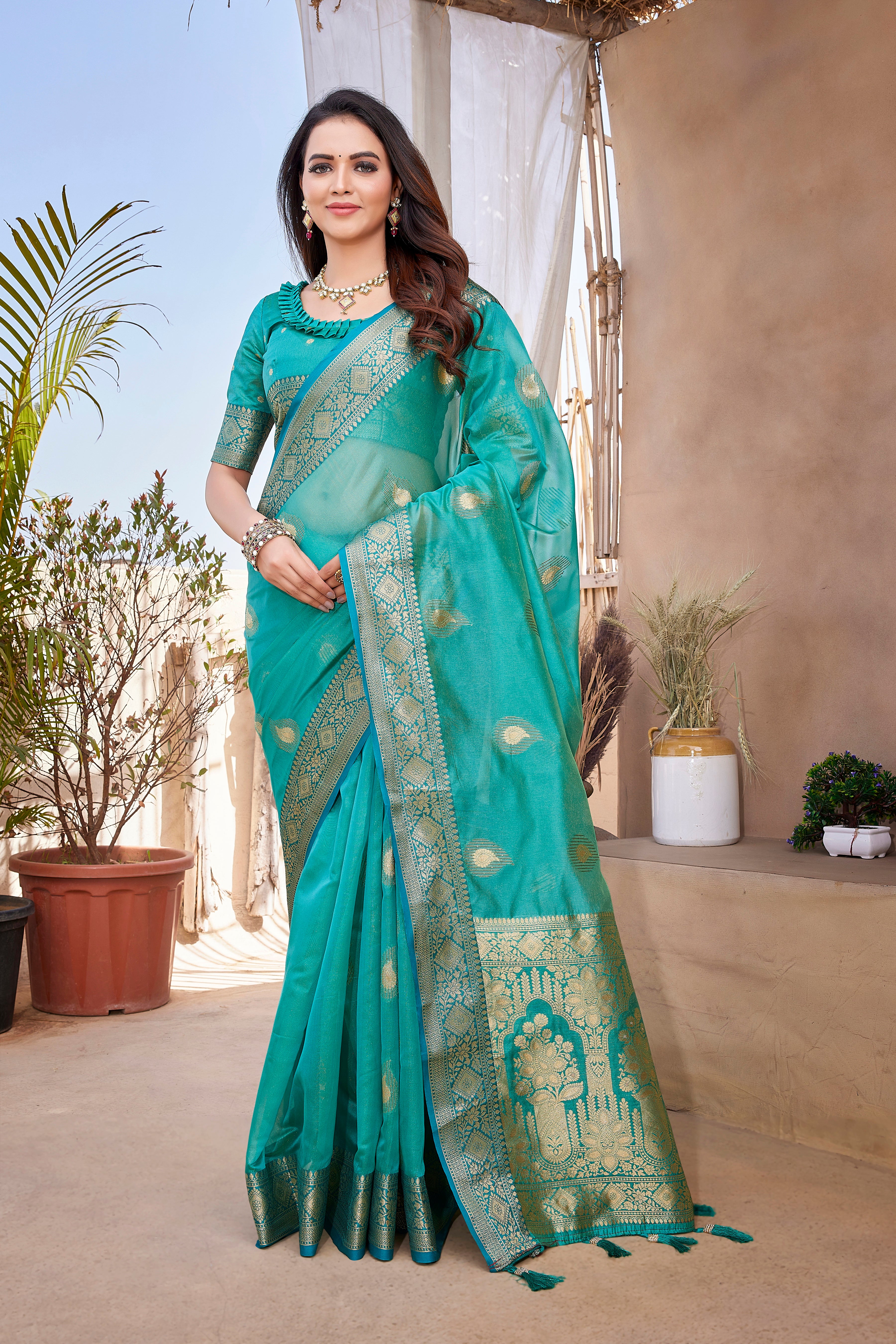 Exquisite Khicha Silk Saree with Pure Zari Weaving