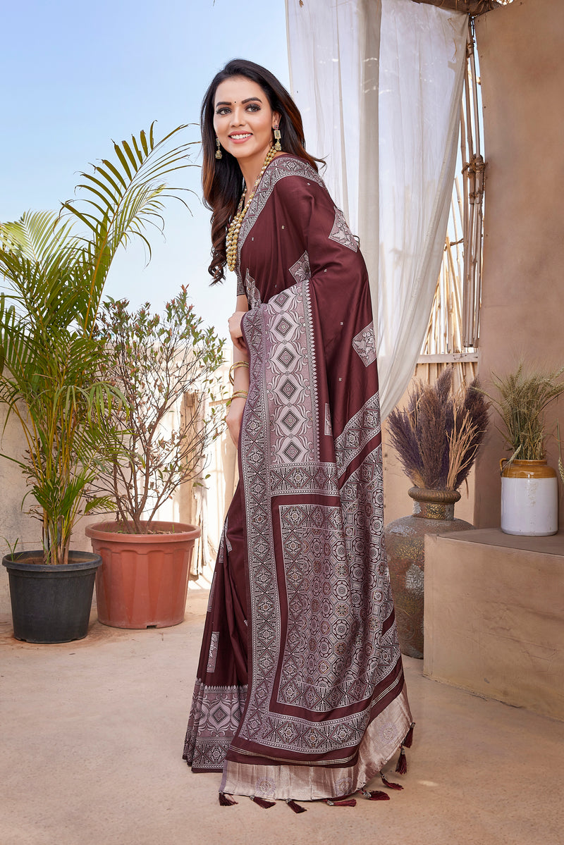 Pure Pethani Silk Saree with Exclusive Jacquard Weaving - Perfect for Parties & Festivals