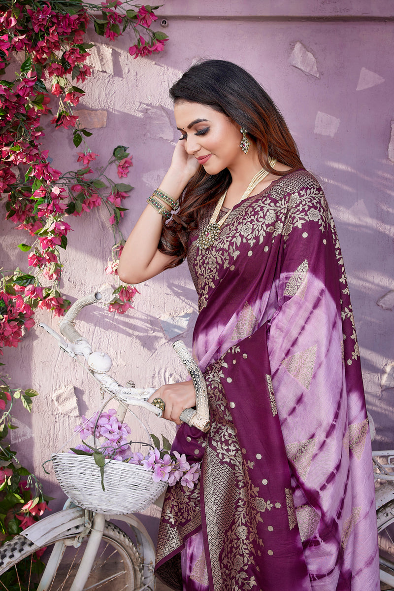 Luxurious Viscose Saree with Exclusive Jacquard Weaving