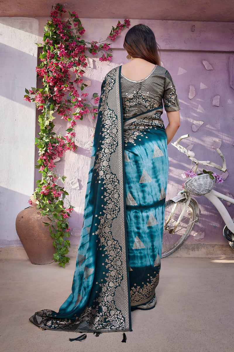 Luxurious Viscose Saree with Exclusive Jacquard Weaving