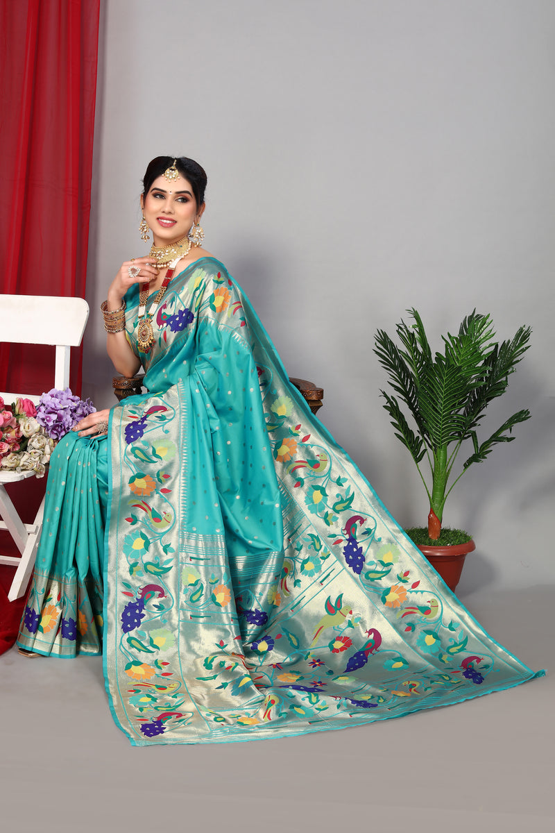 Unveil Luxury with Paithani Silk Sarees – Heavy Pallu & Zari Weaving