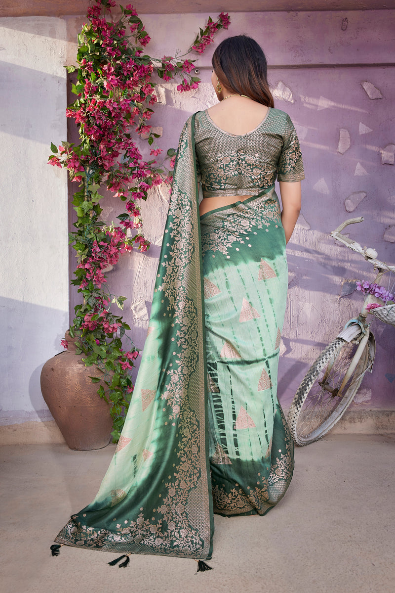 Luxurious Viscose Saree with Exclusive Jacquard Weaving