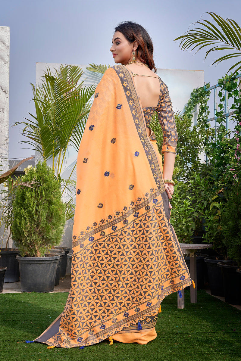 Exclusive Handloom Weaving Marvel: Elevate Tradition with Elegance