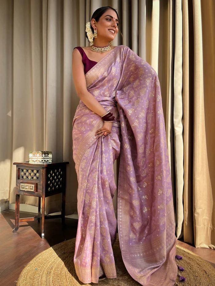 LAVENDER PURPLE PURE SOFT SILK SAREE WITH TWIRLING BLOUSE PIECE