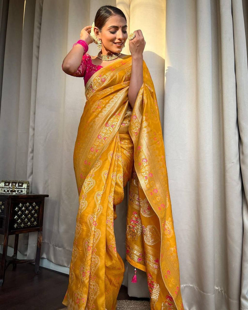 STUNNING YELLOW SAREE WITH HEAVY BROCADE BLOUSE