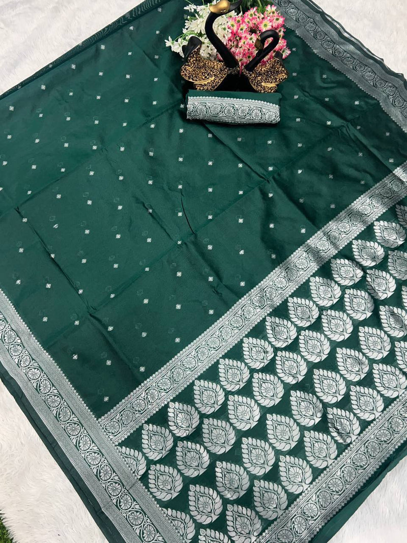 Woven Banarasi Saree with Contrast Border