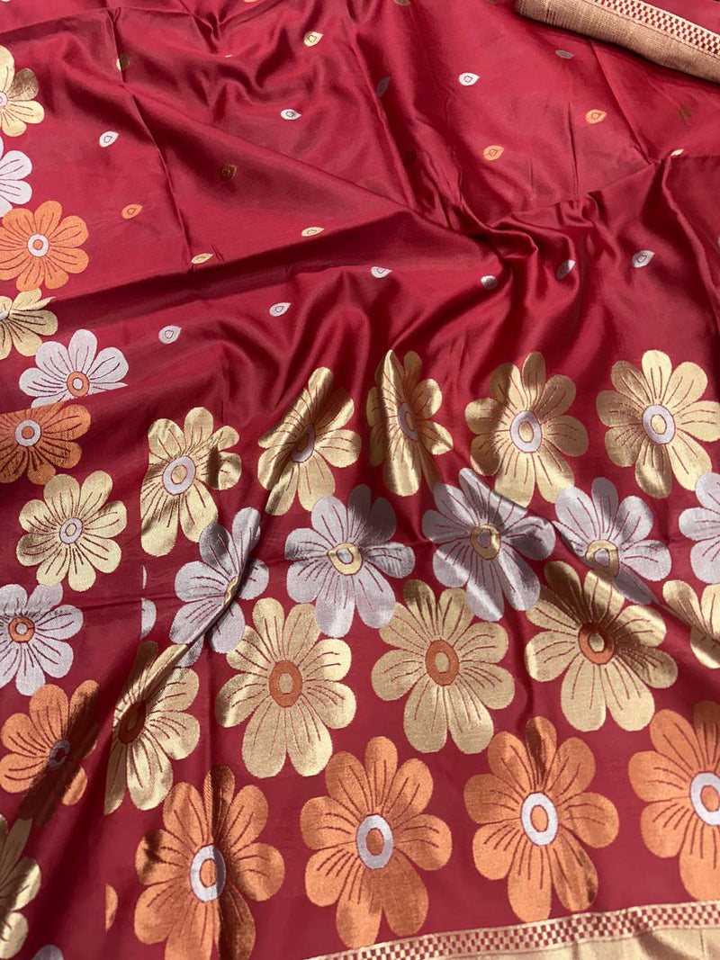 Elevate Your Wedding Style with Enchanting Organic Banarasi Sarees