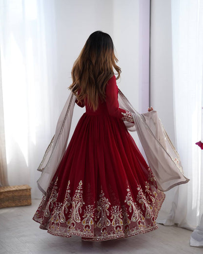 Heavy Designer Party Wear Gown with Dupatta – Multy Thread Embroidery & Sequence Work