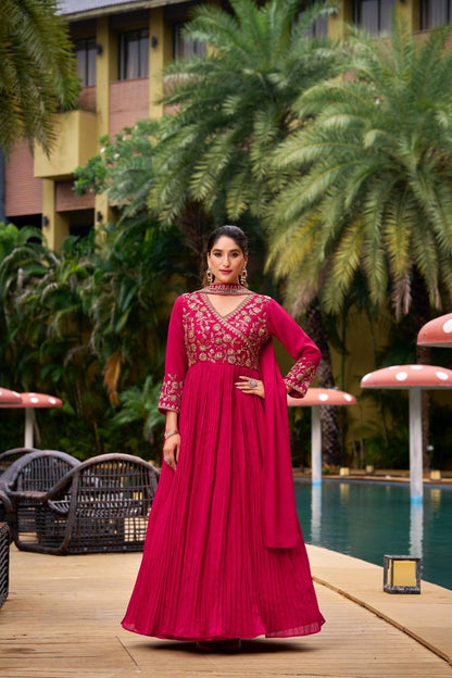 Gulnaar Blooming Vichitra Embroidered Kurti Pant Dupatta Set