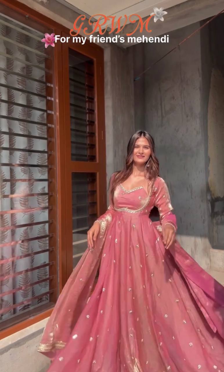 Premium Heavy Fandy Silk Gown Set with Embroidered Dupatta & Pant